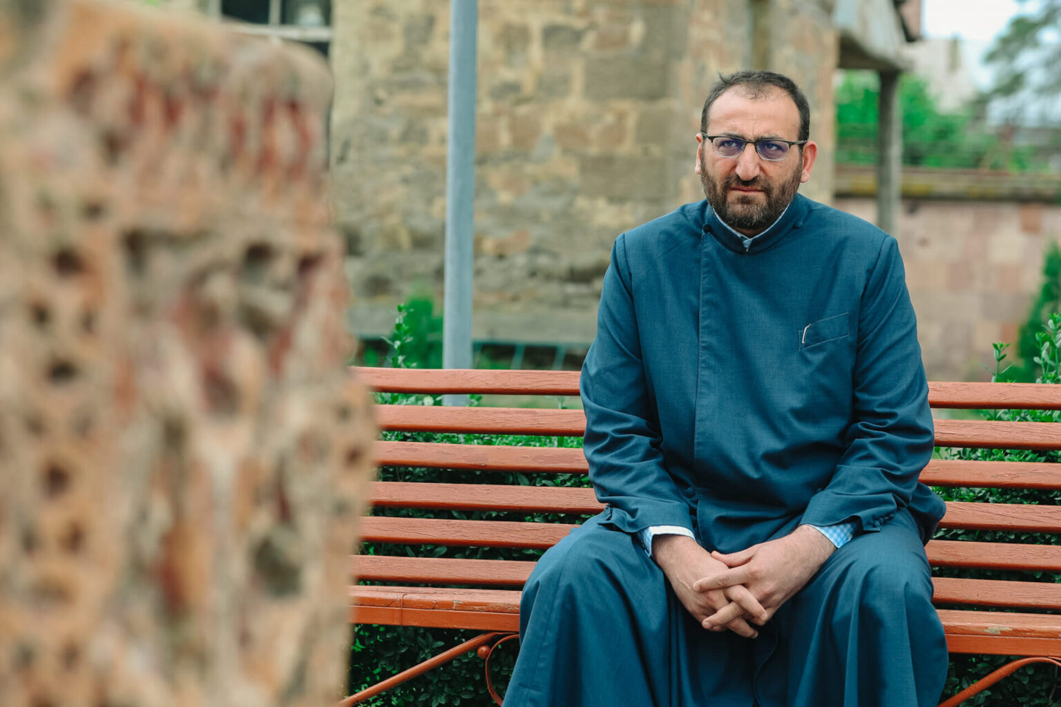 «Երբ դու ստեղծում ես մի ճահիճ, որտեղ հնարավորություն ունի աճելու միայն եղեգնը, դու նաեւ մեղավորություն ունես այդ ճահիճը ձեւավորելու համար» Արշակ արքեպիսկոպոս Խաչատրյան 11 Arshak arqeps. 25