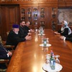 Ամենայն Հայոց Կաթողիկոսն ընդունեց Հունգարիայի «Հալածյալ քրիստոնյաների օգնության և հունգարական աջակցության ծրագրի» պետքարտուղարին 14 Hungaria halatsyal qristonyaner