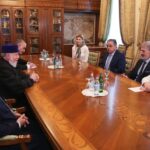 Ամենայն Հայոց Կաթողիկոսն ընդունեց Արգենտինայում հրեական կազմակերպությունների պատվիրակության նախագահին (նկարներ) 12 IMG 6951