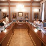 Ամենայն Հայոց Կաթողիկոսն ընդունեց Հայ կանանց միջազգային միության անդամներին 16 Kananc miutyun 1