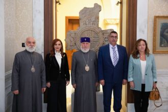 Ամենայն Հայոց Կաթողիկոսն ընդունեց Լիբանանի Հանրապետության սոցիալական հարցերի նախարարին 18 Libanani socap 2