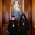 Ամենայն Հայոց Կաթողիկոսին իր գիտական կոչման վկայականը հանձնեց Տ. Գրիգորիս վարդապետ Շողիկյանը 12 Grigor abegha25․3