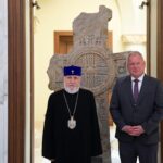 Ամենայն Հայոց Կաթողիկոսն ընդունեց Հայաստանում ԵՄ դիտորդական առաքելության ղեկավարին 13 Em ditordakan araqelutyun