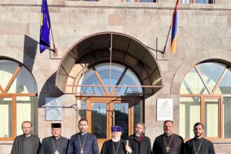 ԳԵՂԱՐՔՈւՆՅԱՑ ԹԵՄԻ ՀԱՅՏԱՐԱՐՈՒԹՅՈՒՆԸ 18 Gegharqunyac tem 325