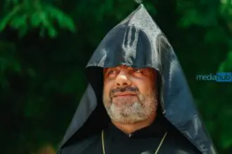 Hayr Makar 374