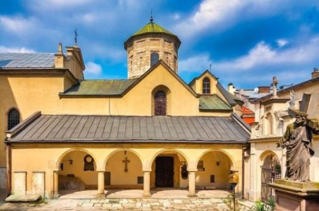 Ուկրաինայի Հայոց թեմի հոգևոր դասը հայտարարություն է տարածել 11 Ukrainayi tem 367