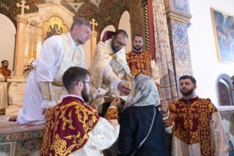 Մայր Աթոռում Սուրբ Պատարագից հետո ուխտավորներին բաշխվեց մատաղ և օրհնված ջուր (նկարներ) 40 Matagh 11