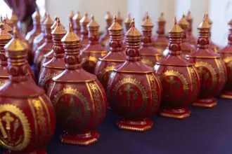 Nyuroni bashkhum 1