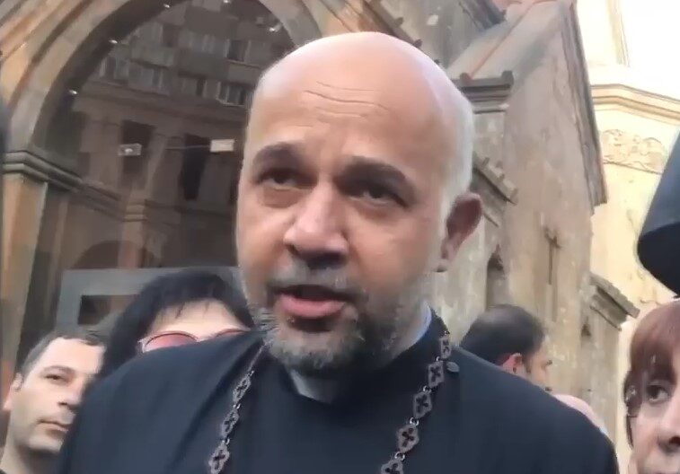 Ինչու է կարգալույծ արվել Արմեն քահանա (Սարգիս) Մելքոնյանը․ պարզաբանում են Մայր Աթոռից 11 Screenshot 2 e1742375129259